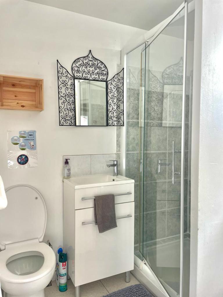 Studio Dans La Villa Les Cigales เลซิยอง คอร์เบรียส์ ภายนอก รูปภาพ
