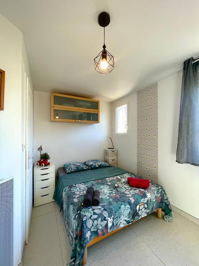 Studio Dans La Villa Les Cigales เลซิยอง คอร์เบรียส์ ภายนอก รูปภาพ