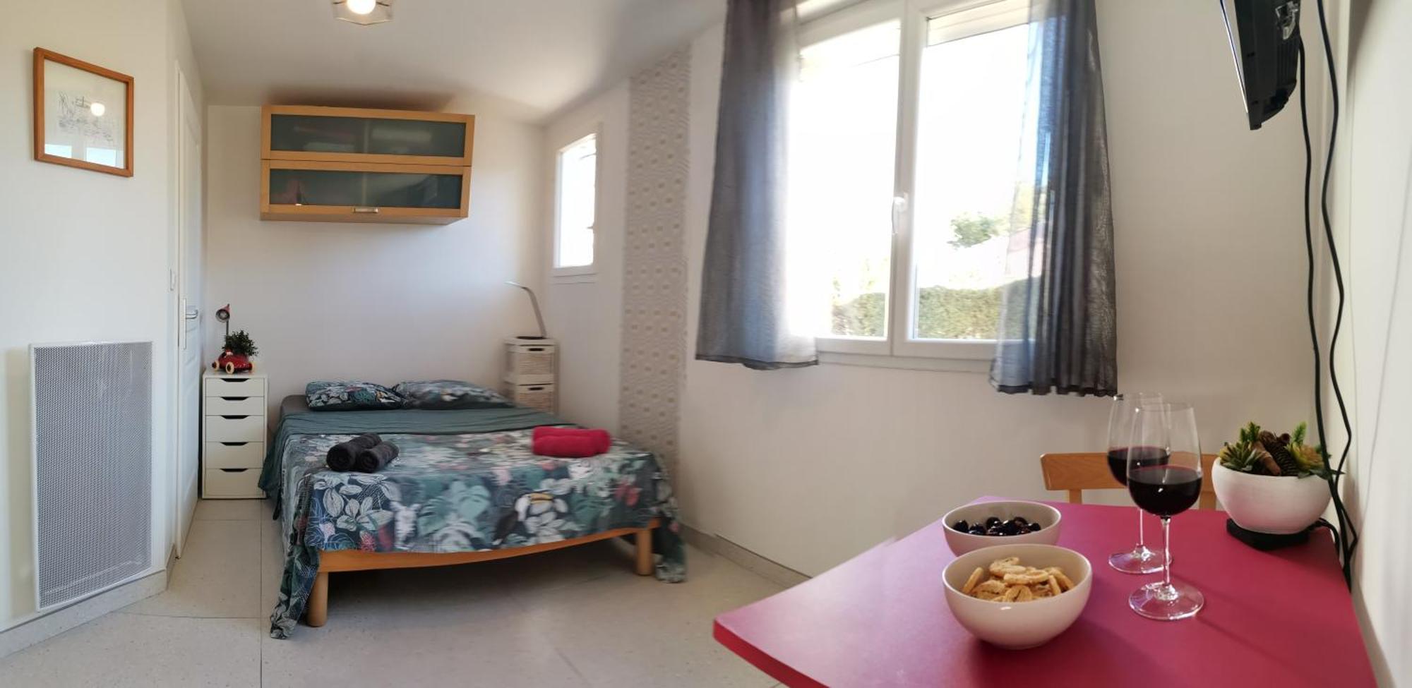 Studio Dans La Villa Les Cigales เลซิยอง คอร์เบรียส์ ภายนอก รูปภาพ